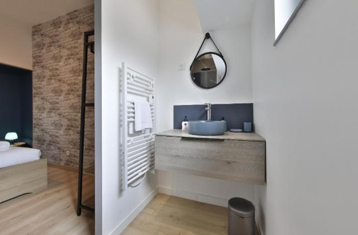 Appartement La Peniche De Fabrice Avec Jacuzzi Privatif